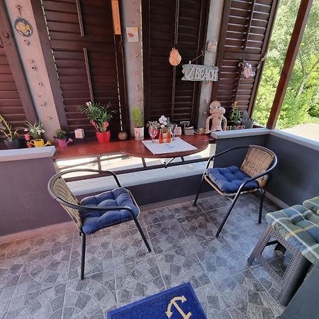Subcastrum Apartments พูลา ภายนอก รูปภาพ