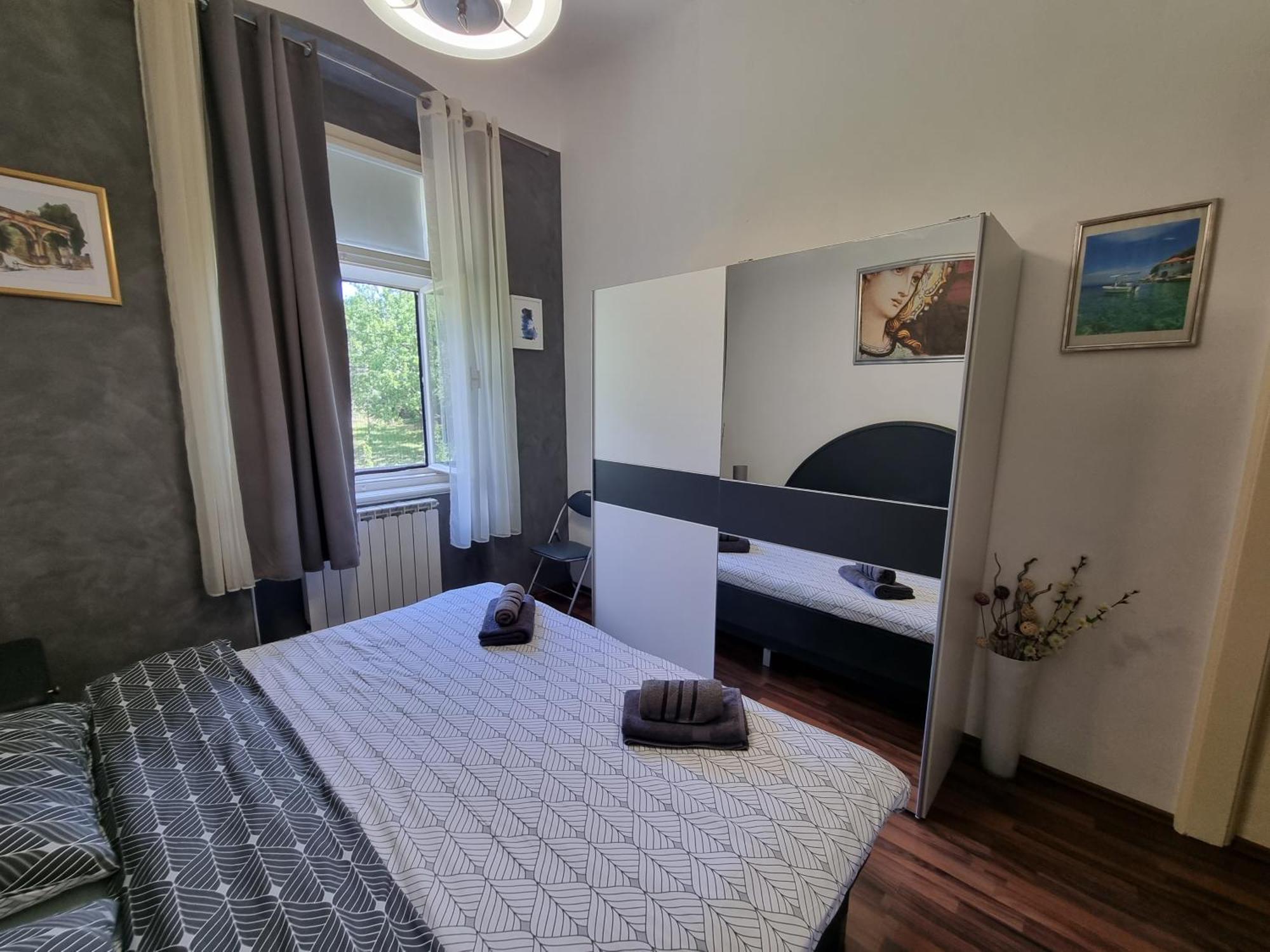 Subcastrum Apartments พูลา ภายนอก รูปภาพ