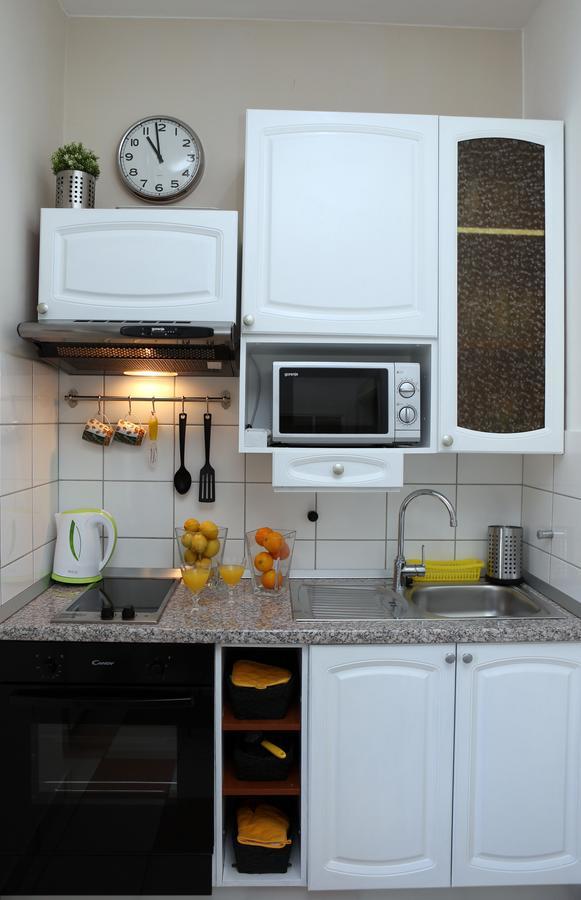 Subcastrum Apartments พูลา ภายนอก รูปภาพ